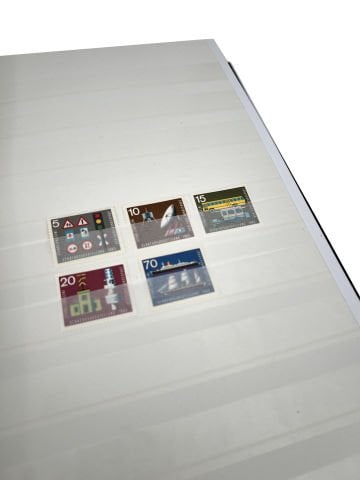 Pul Defteri 64 Sayfa (A4 BASIC) SİYAH cilt, BEYAZ sayfa